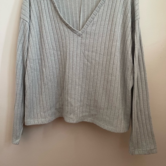ZARA knit v-neck top - Picture 6 of 6